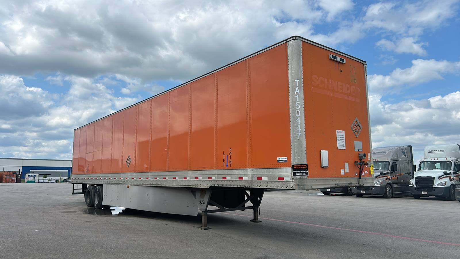 2015 Hyundai dry van trailer