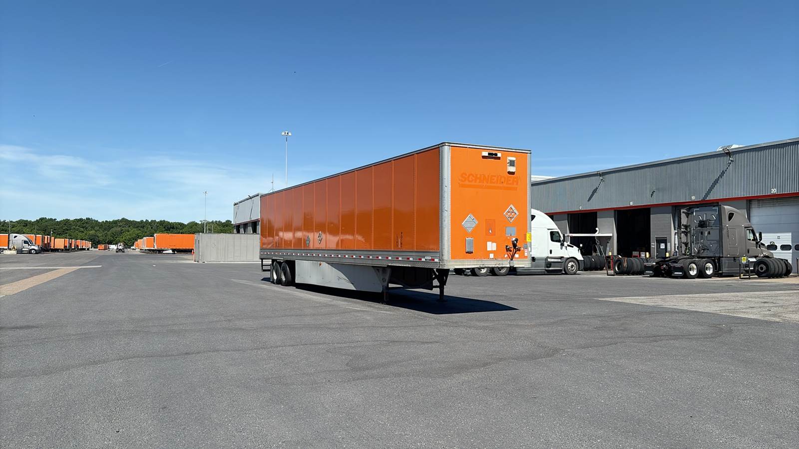 2015 Hyundai dry van trailer