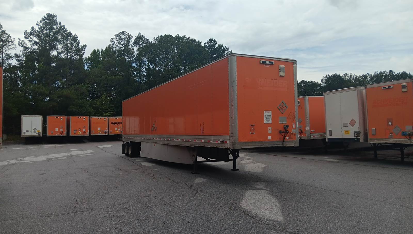 2015 Hyundai dry van trailer