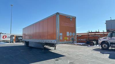 Stoughton 48 ft Dry Van Trailer - Swing Door, Spring