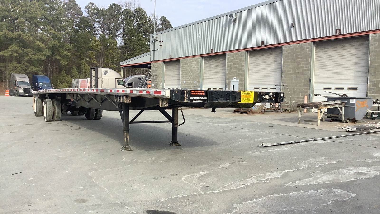 2013 Great Dane flatbed trailer