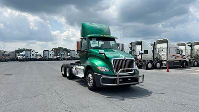 International LT Day Cab Truck - International A26, Automatic