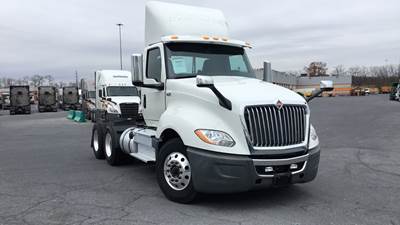 International LT Day Cab Truck - International A26, Automatic