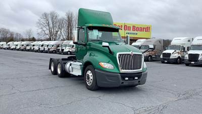 International LT Day Cab Truck - International A26, Automatic