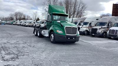 International LT Day Cab Truck - International A26, Automatic