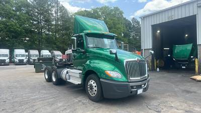 International LT Day Cab Truck - International A26, Automatic