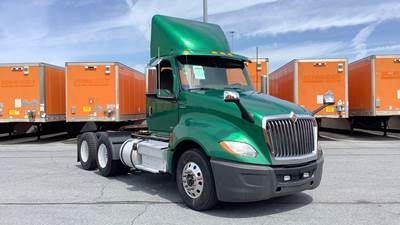 International LT Day Cab Truck - International A26, Automatic
