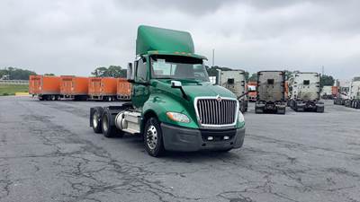 International LT Day Cab Truck - International A26, Automatic