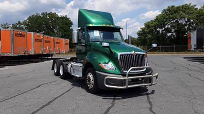 International LT Day Cab Truck - International A26, Automatic