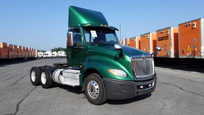 International LT Day Cab Truck - International A26, Automatic