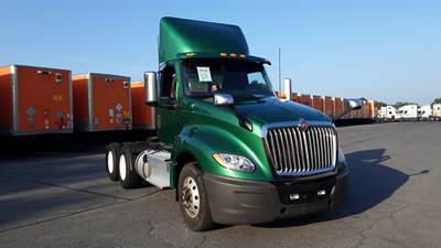 International LT Day Cab Truck - International A26, Automatic