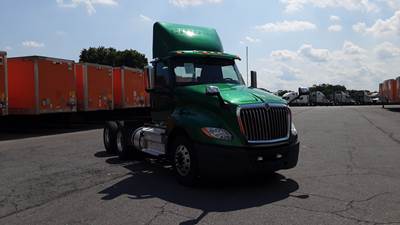 International LT Day Cab Truck - International A26, Automatic