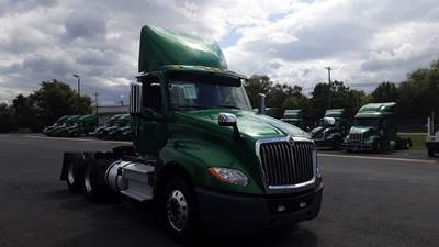 International LT Day Cab Truck - International A26, Automatic