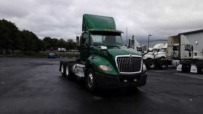 International LT Day Cab Truck - International A26, Automatic