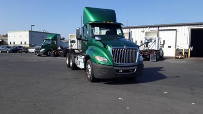 International LT Day Cab Truck - International A26, Automatic