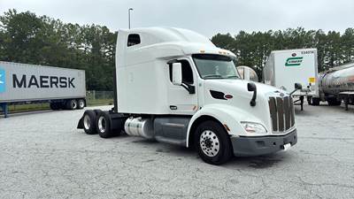 Peterbilt 579 - 80" Raised Roof Double Bunk Sleeper, Paccar, Automatic, Battery Powered HVAC with Optimized Idle