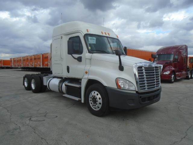 2013 Freightliner Cascadia >> 2013 Freightliner Cascadia 125 Sleeper Semi Truck Detroit Dd13 Epa 10 450hp 10 Spd For Sale 506 833 Miles Dallas Tx 68596 2013 Freightliner Cascadia >> 2013 Freightliner Cascadia 125 Sleeper Semi Truck Detroit Dd13 Epa 10 450hp 10 Spd For Sale 506 833 Miles Dallas Tx 68596