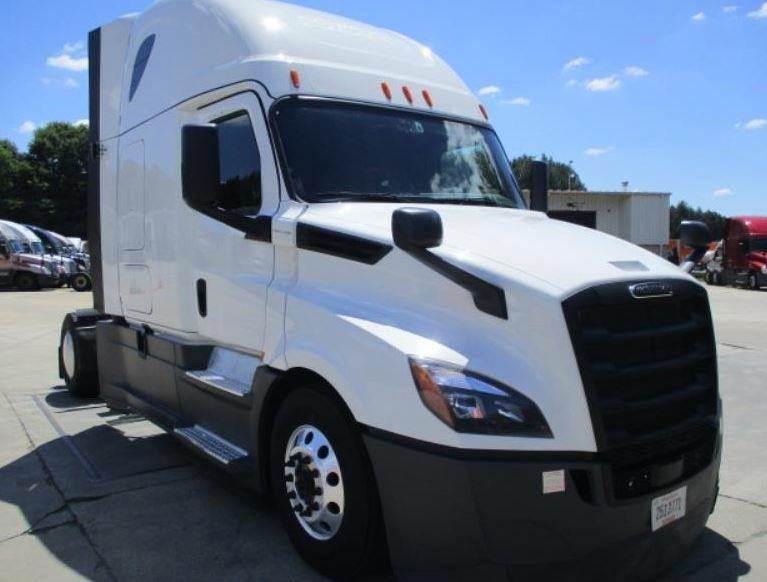 2019 Freightliner Cascadia 126 Single Axle Sleeper Semi Truck 72" Raised Roof Sleeper, Detroit
