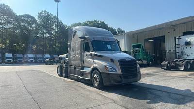Freightliner Cascadia - 72" Raised Roof Double Bunk Sleeper, Detroit, Automatic, Battery Powered HVAC with Optimized Idle, MirrorEye Equipped