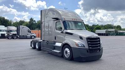 Freightliner Cascadia - 72" Raised Roof Double Bunk Sleeper, Detroit, Automatic, Battery Powered HVAC with Optimized Idle, MirrorEye Equipped