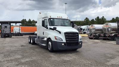 Freightliner Cascadia Sleeper Semi Truck - 72" Extra-Tall Roof, Detroit, Automatic