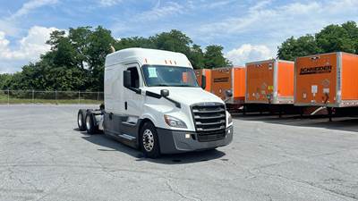 Freightliner Cascadia Sleeper Semi Truck - 72" Extra-Tall Roof, Detroit, Automatic, Bulk Equipment