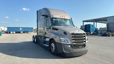 Freightliner Cascadia - 72" Raised Roof Double Bunk Sleeper, Detroit, Automatic, Battery Powered HVAC with Optimized Idle, MirrorEye Equipped