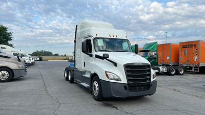 Freightliner Cascadia Sleeper Semi Truck - 48" Extra-Tall Roof, Detroit, Automatic
