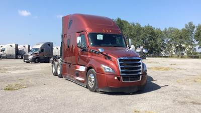 Freightliner Cascadia - 72" Raised Roof Double Bunk Sleeper w/ Lounge, Detroit, Automatic, Battery Powered HVAC with Optimized Idle