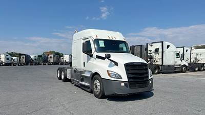 Freightliner Cascadia Sleeper Semi Truck - 72" Extra-Tall Roof, Detroit, Automatic, Battery Powered HVAC with Optimized Idle