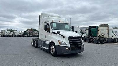 Freightliner Cascadia Sleeper Semi Truck - 48" Extra-Tall Roof, Detroit, Automatic
