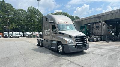 Freightliner Cascadia - 72" Raised Roof Double Bunk Sleeper, Detroit, Automatic, Battery Powered HVAC with Optimized Idle, MirrorEye Equipped