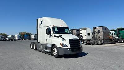 2022 Freightliner Cascadia - 72" Raised Roof Double Bunk Sleeper, Detroit, Automatic, Battery Powered HVAC with Optimized Idle