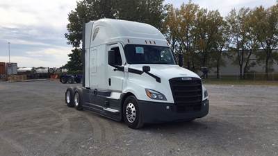 Freightliner Cascadia - 72" Raised Roof Double Bunk Sleeper, Detroit, Automatic, Battery Powered HVAC with Optimized Idle