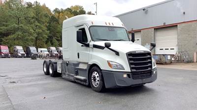 Freightliner Cascadia Sleeper Semi Truck - 72" Extra-Tall Roof, Detroit, Automatic, Battery Powered HVAC with Optimized Idle