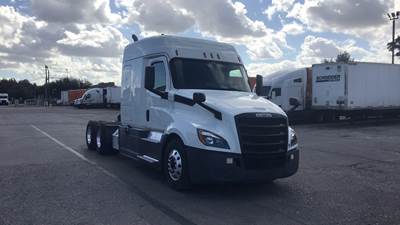 Freightliner Cascadia Sleeper Semi Truck - 72" Extra-Tall Roof, Detroit, Automatic