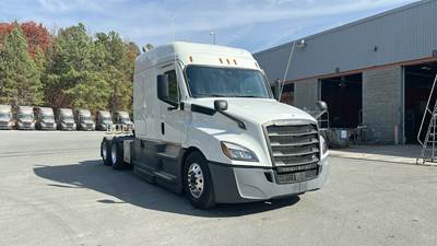 Freightliner Cascadia Sleeper Semi Truck - 72" Extra-Tall Roof, Detroit, Automatic, Battery Powered HVAC with Optimized Idle