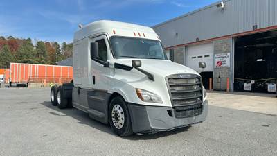 Freightliner Cascadia Sleeper Semi Truck - 72" Extra-Tall Roof, Detroit, Automatic