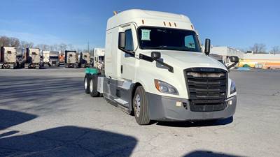 Freightliner Cascadia Sleeper Semi Truck - 72" Extra-Tall Roof, Detroit, Automatic, Battery Powered HVAC with Optimized Idle