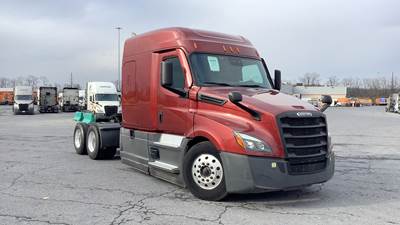 Freightliner Cascadia Sleeper Semi Truck - 72" Extra-Tall Roof, Detroit, Automatic, Battery Powered HVAC with Optimized Idle