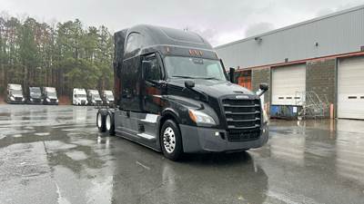 Freightliner Cascadia - 72" Raised Roof Double Bunk Sleeper, Detroit, Automatic, Battery Powered HVAC with Optimized Idle