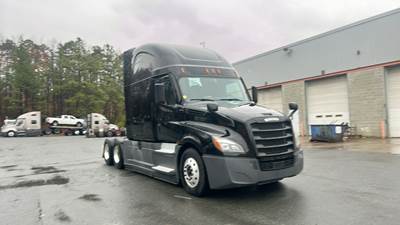 Freightliner Cascadia Sleeper Semi Truck - 72" Raised Roof, Cummins, Automatic, TriPac APU