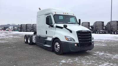 Freightliner Cascadia Sleeper Semi Truck - 72" Extra-Tall Roof, Detroit, Automatic, Battery Powered HVAC with Optimized Idle