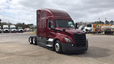 Freightliner Cascadia - 72" Raised Roof Double Bunk Sleeper, Detroit, Automatic, Battery Powered HVAC with Optimized Idle