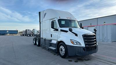 Freightliner Cascadia - 72" Raised Roof Double Bunk Sleeper, Detroit, Automatic, Battery Powered HVAC with Optimized Idle