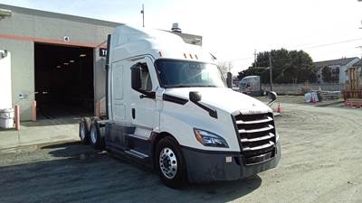 Freightliner Cascadia Sleeper Semi Truck - 48" Extra-Tall Roof, Detroit, Automatic