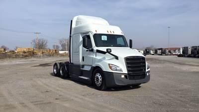 Freightliner Cascadia Sleeper Semi Truck - 48" Extra-Tall Roof, Detroit, Automatic