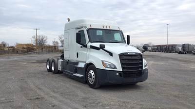 Freightliner Cascadia Sleeper Semi Truck - 72" Extra-Tall Roof, Detroit, Automatic, Battery Powered HVAC with Optimized Idle