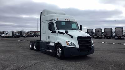 Freightliner Cascadia Sleeper Semi Truck - 48" Extra-Tall Roof, Detroit, Automatic