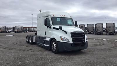 Freightliner Cascadia Sleeper Semi Truck - 72" Extra-Tall Roof, Detroit, Automatic, Battery Powered HVAC with Optimized Idle